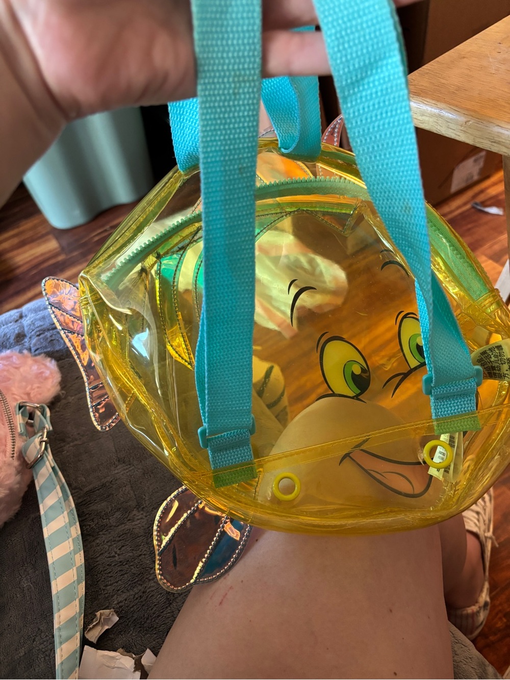 🐠 Disney Store Flounder Clear Mini Backpack from The Little Mermaid - Picture 2 of 3